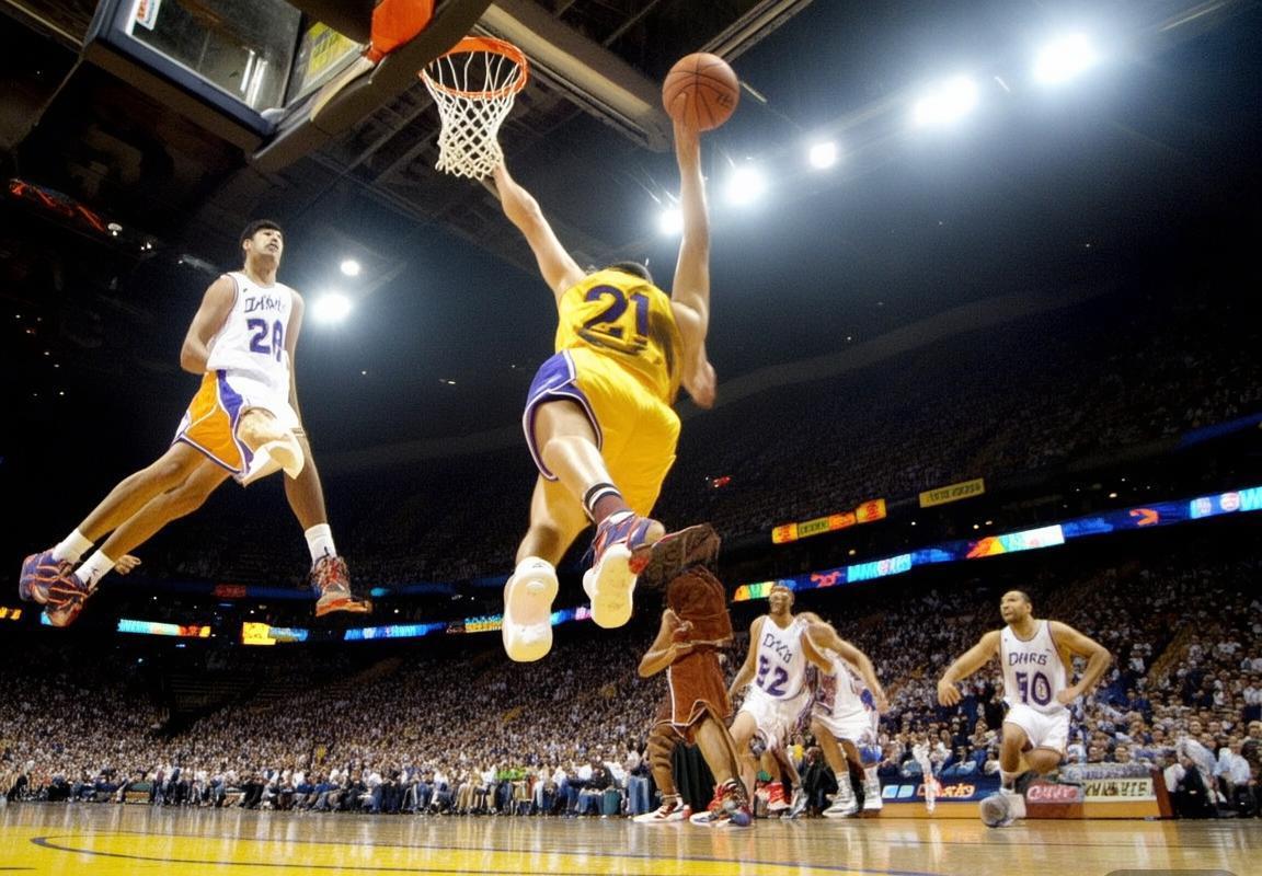 2002年NBA科比姚明巅峰对决：湖火箭战经典回顾(图2)